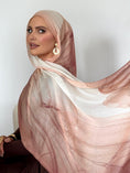 Load image into Gallery viewer, Desert Rose Printed Shawl