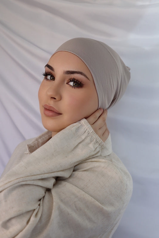 Nude Cotton Cap w back clips