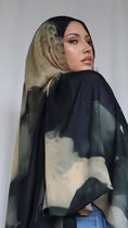Load image into Gallery viewer, New Dawn Printed Shawl