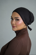 Load image into Gallery viewer, Black Velvet Grip Undercap & Hijab Set
