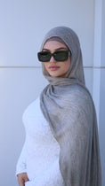 Load image into Gallery viewer, Khaki Nude Texture Rayon Hijab
