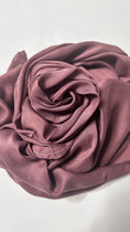 Load image into Gallery viewer, Maxi Modal Pink Rogue
