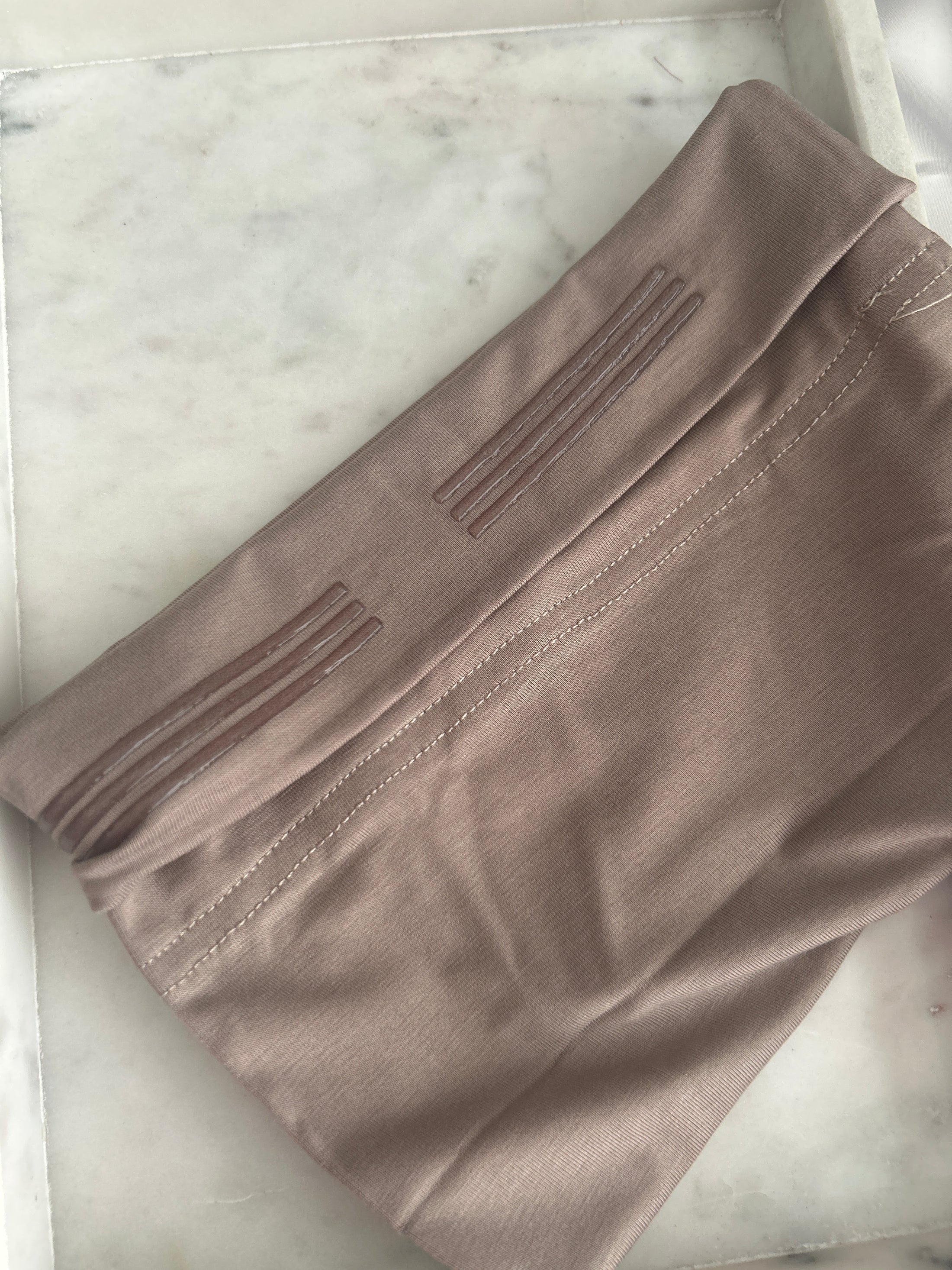 Bamboo Taupe Non Slip Cap