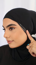 Load image into Gallery viewer, Sports Black Ninja Non Slip / Swim Hijab
