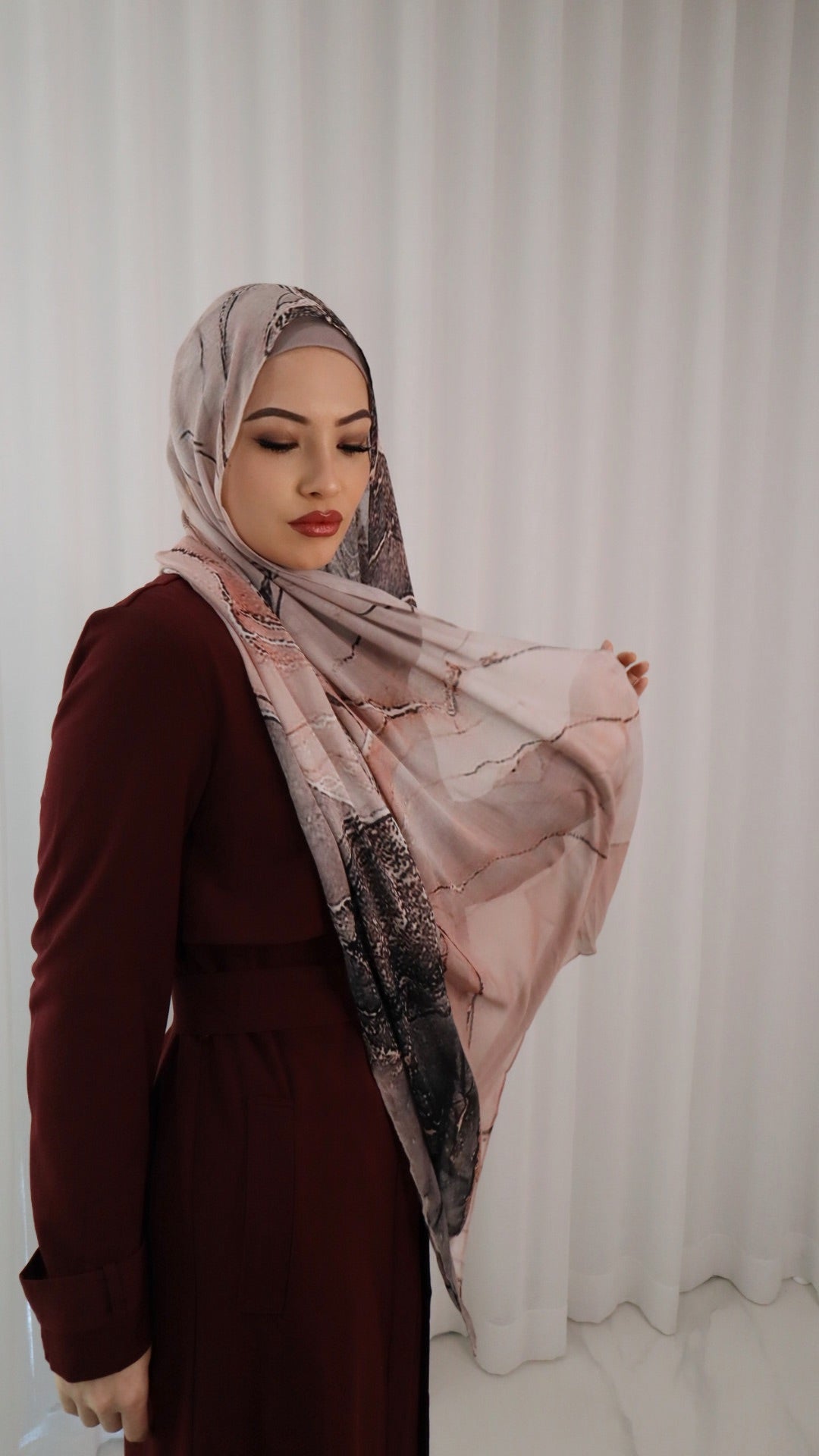 Dusty Rose Marble Modal