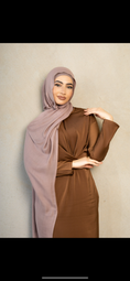 Load image into Gallery viewer, Choc- Mauve Hijab set
