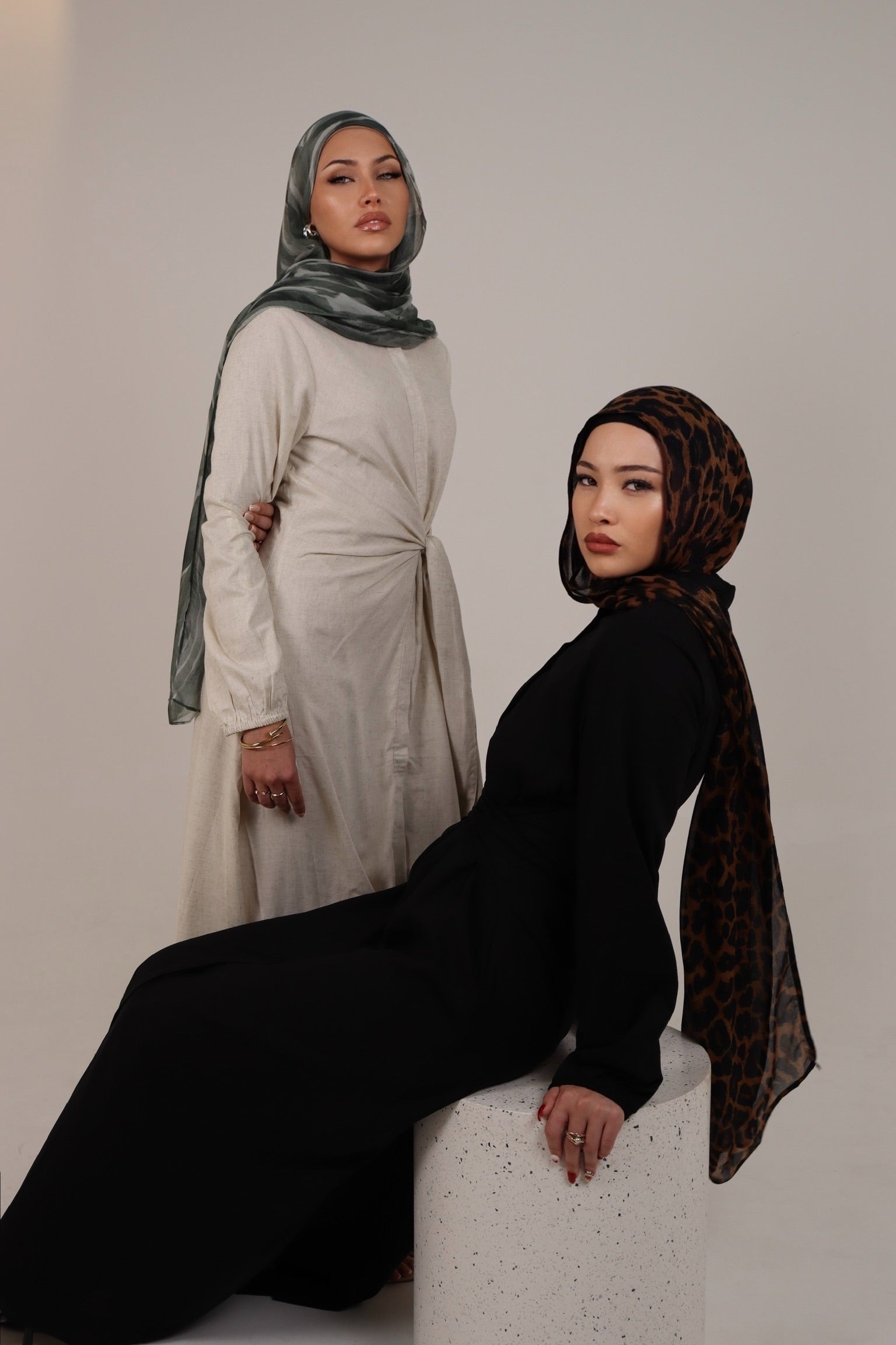 Jamilah Linen Dress Black