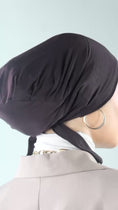 Load and play video in Gallery viewer, Black Velvet Grip Undercap
